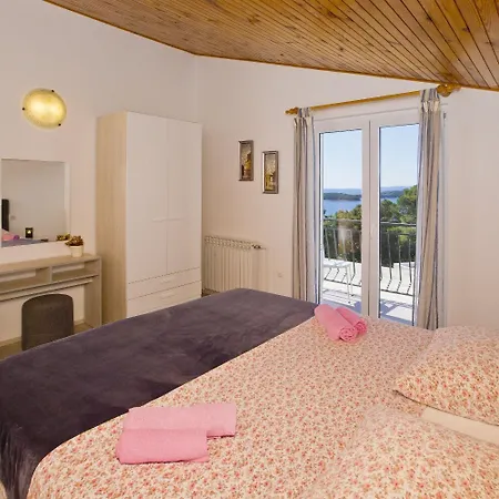 Апартаменти Nadi