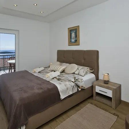 아파트 Nadi 흐바르