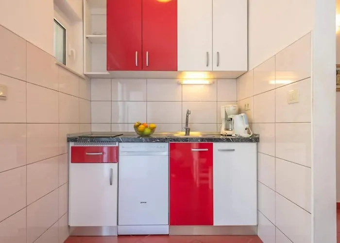 Апартаменти Nadi