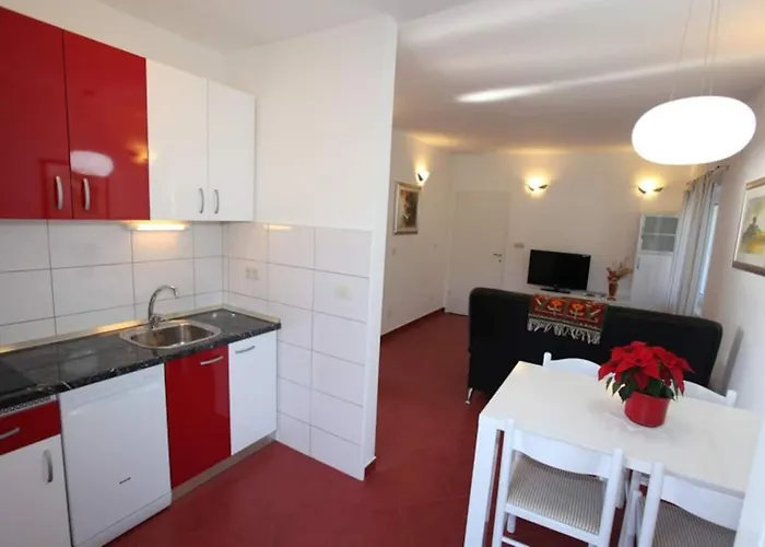 Nadi Апартаменти *